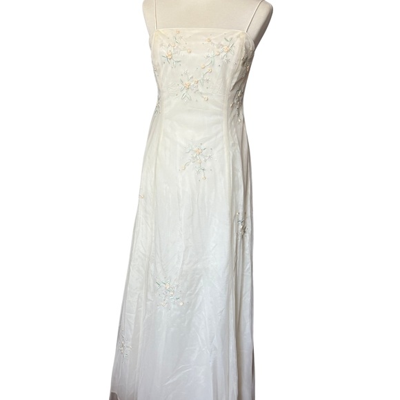 Handmade Dresses & Skirts - Pale Yellow Dress with Embroidered Flowers